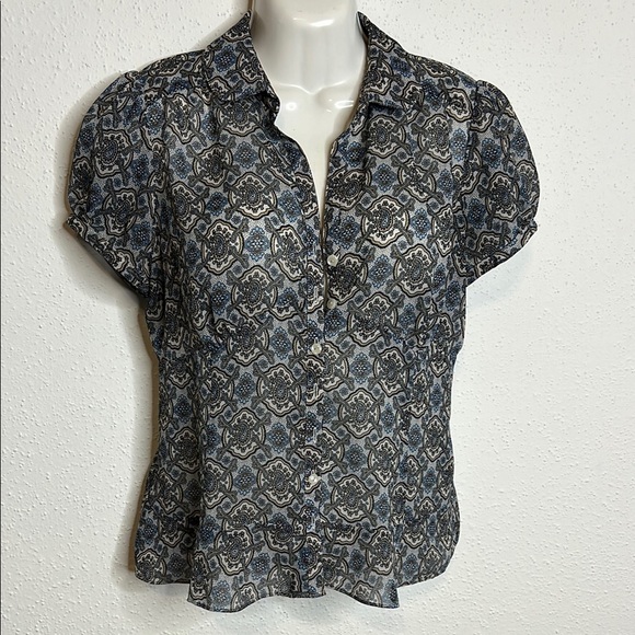 LOFT Tops - LOFT Black, Blue and White Fitted Puff Sleeve Blouse